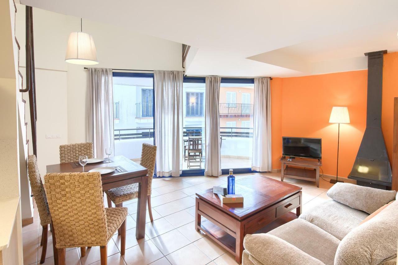 Apartamentos Llafranc Mar Екстер'єр фото