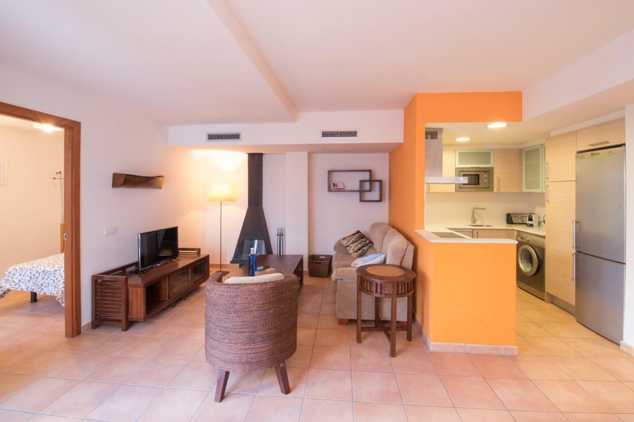 Apartamentos Llafranc Mar Екстер'єр фото