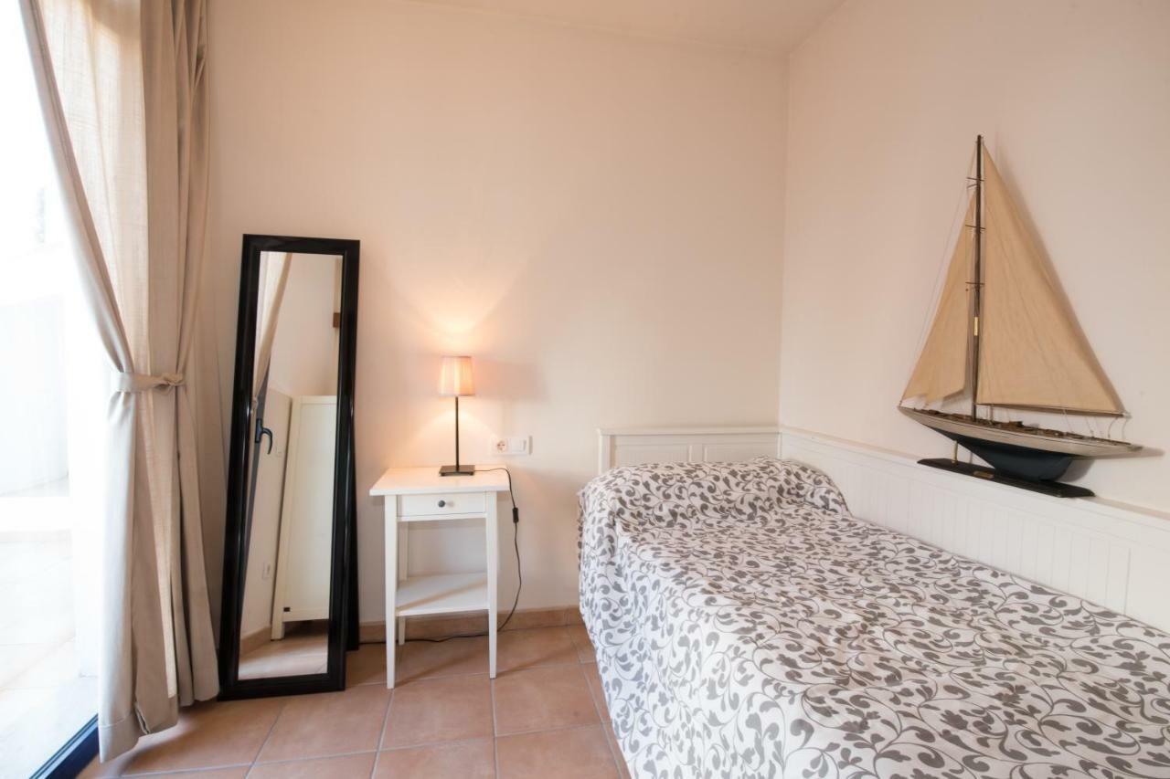 Apartamentos Llafranc Mar Екстер'єр фото